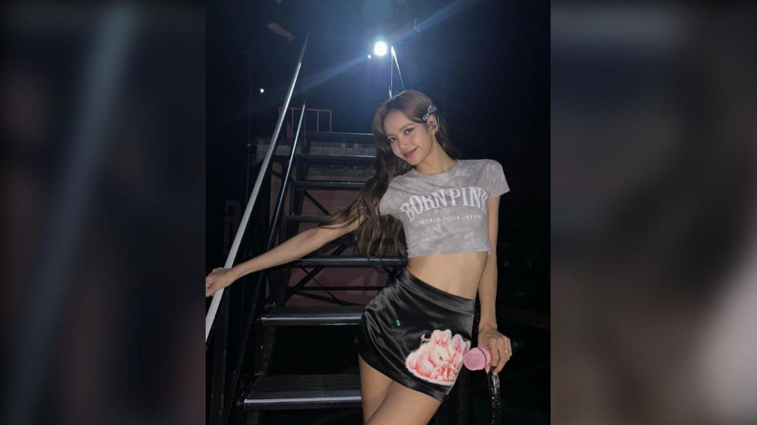 Lisa有著超強的舞蹈實力。(圖 / 翻攝自@lalalalisa_m IG)