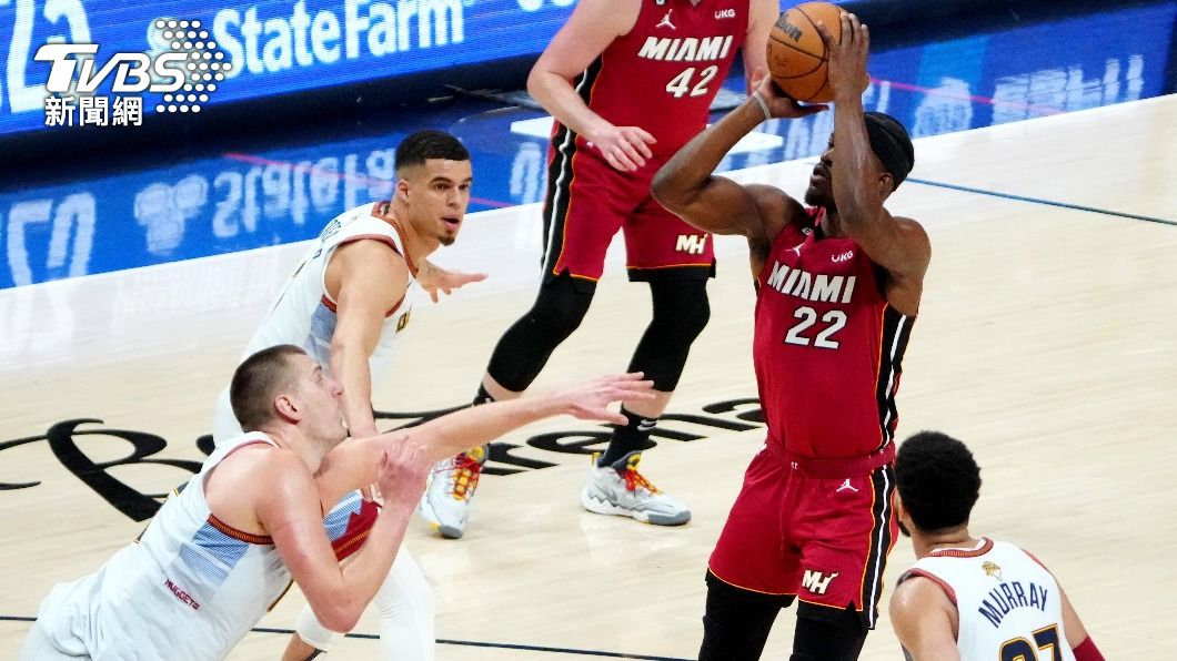 巴特勒決勝節關鍵時刻接管戰局替比賽增添懸念。(圖/達志影像路透社)