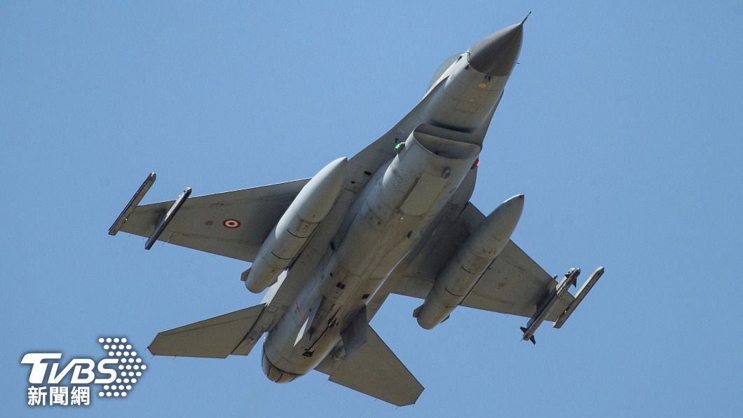 參與北約聯合演習的軍機,自然也包含最知名的F-16戰機。(圖/達志影像美聯社)
