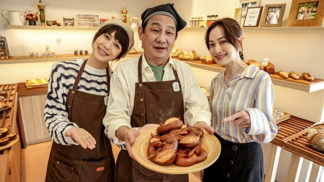 左起劉奕兒、沈孟生、姚以緹。(圖/三立提供)