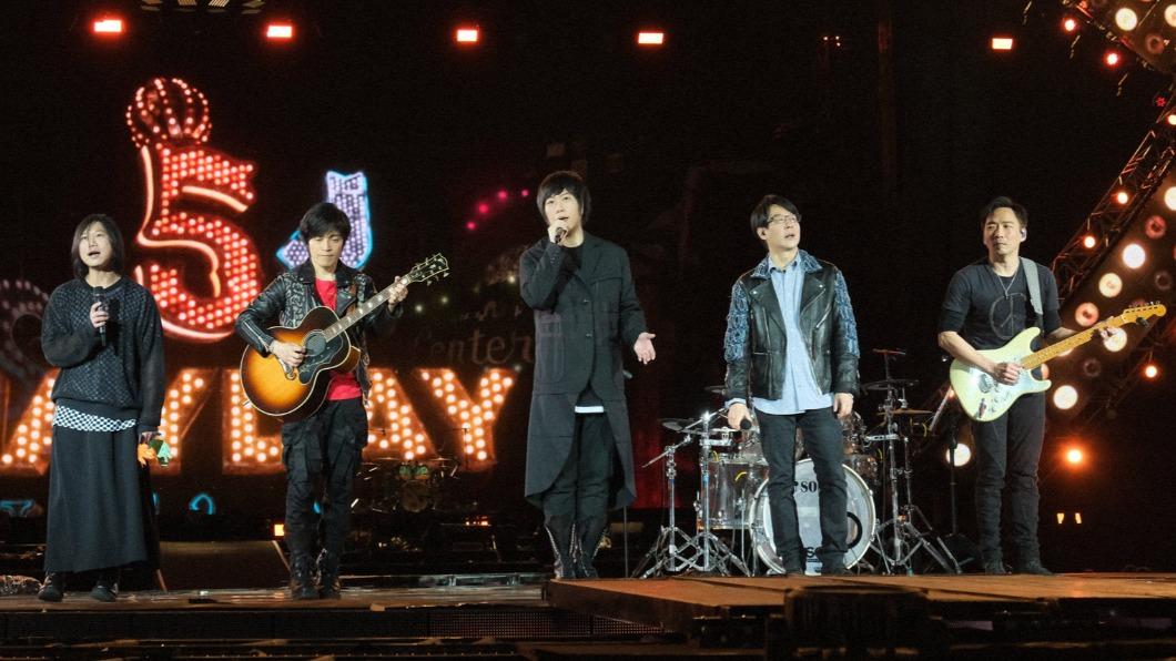 五月天玩真的!超犀利趴預告「講1小時垃圾話」 AKIRA也來了