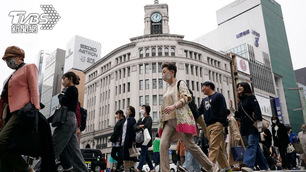許多日本上班族想離職卻無法開口,工作到身心俱疲。(圖/達志影像美聯社)