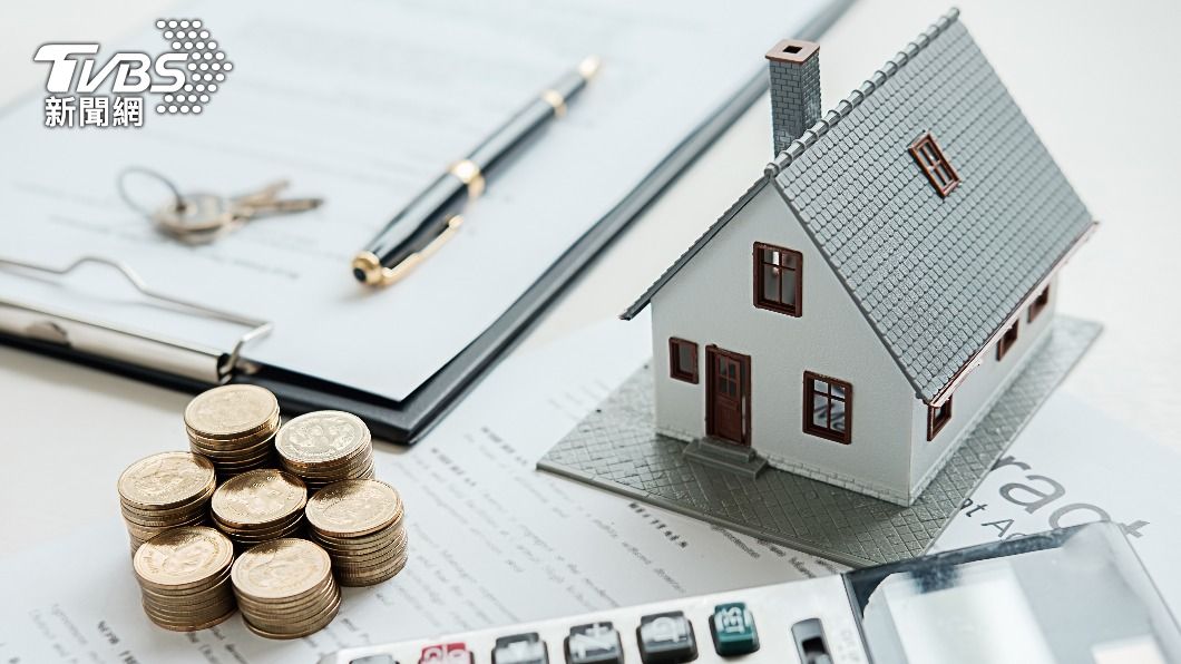 網友認為透支很不尋常。(示意圖/shutterstock達志影像)