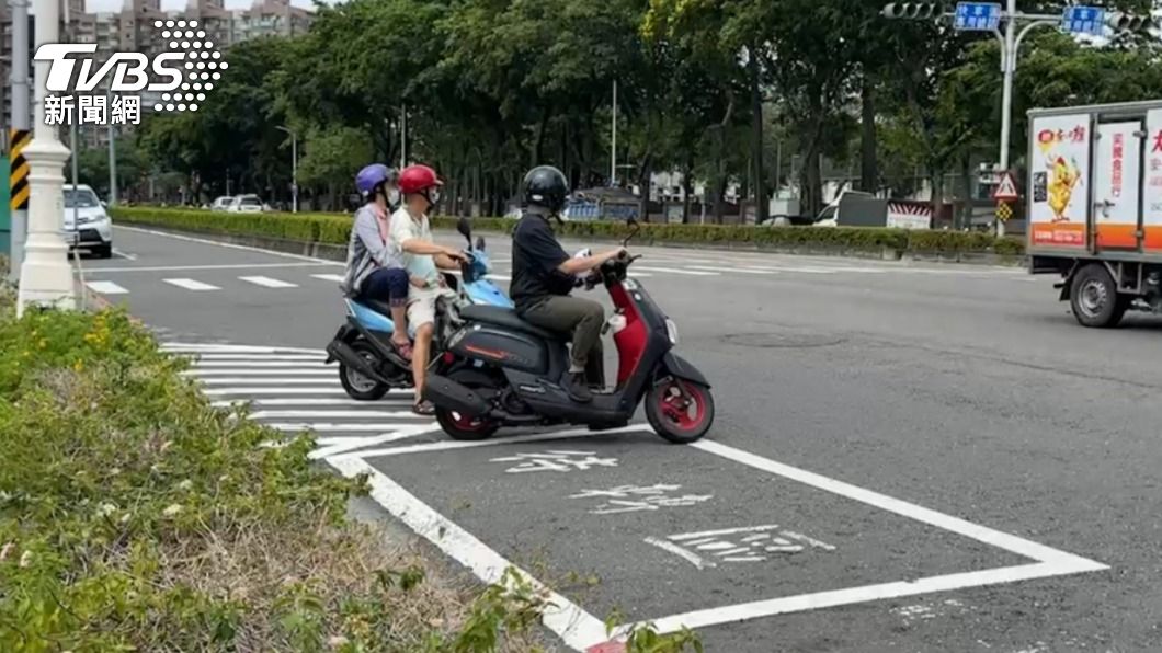 近6千人喊「廢除兩段式左轉」 交通部說話了:應因地制宜