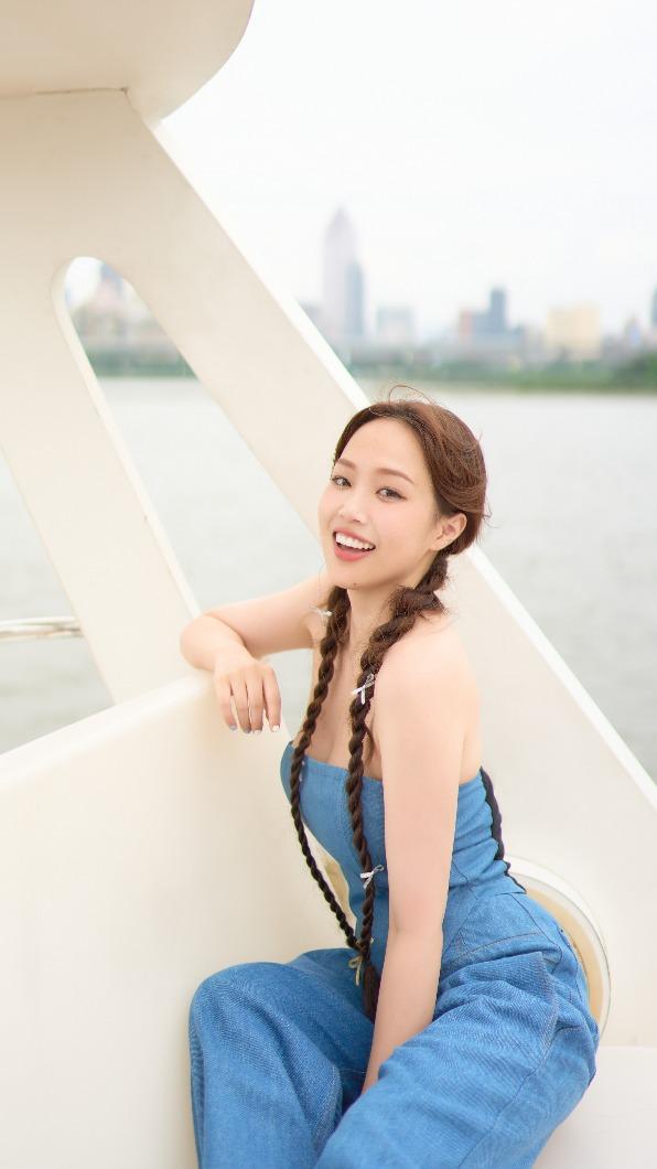 安吉發行首張同名EP《ANGIE安吉》。(圖/索尼音樂提供)