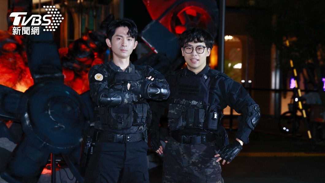 博恩、賀瓏今上演精彩武打秀,透露為這場表演彩排12小時。(圖/黃城碩攝)