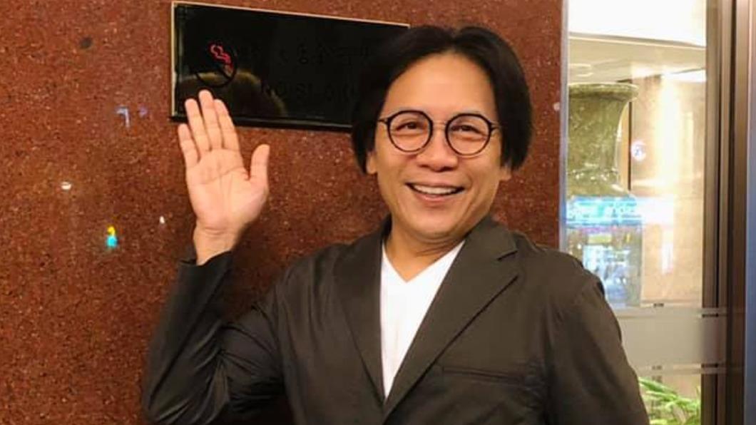 許傑輝爆出摸胸、逼集體性愛配音練習。（圖／翻攝自許傑輝臉書）