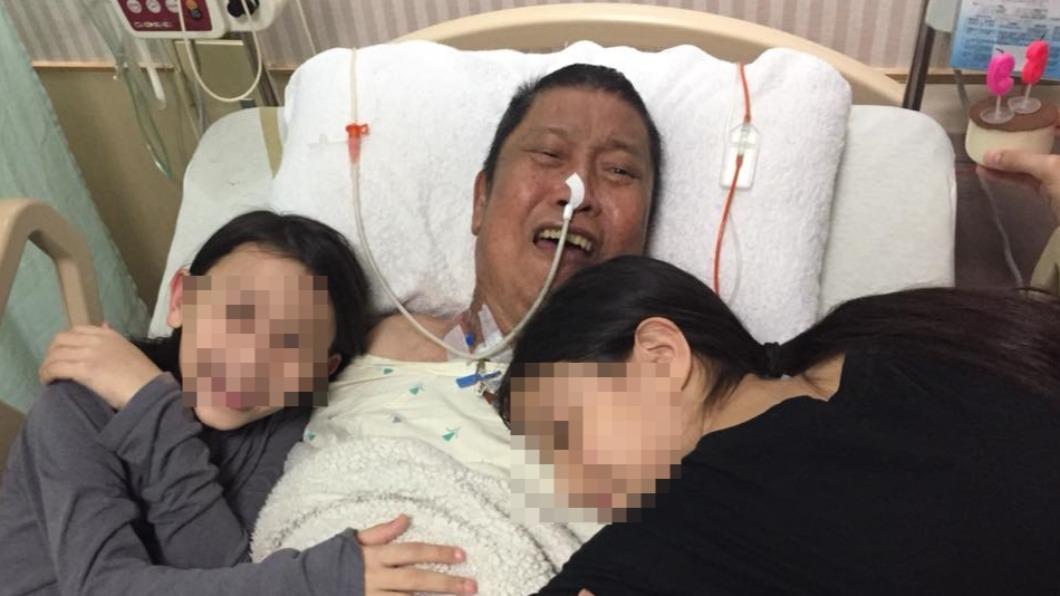 萬沙浪在醫院走完人生最後一程。(圖/翻攝自萬沙浪臉書)