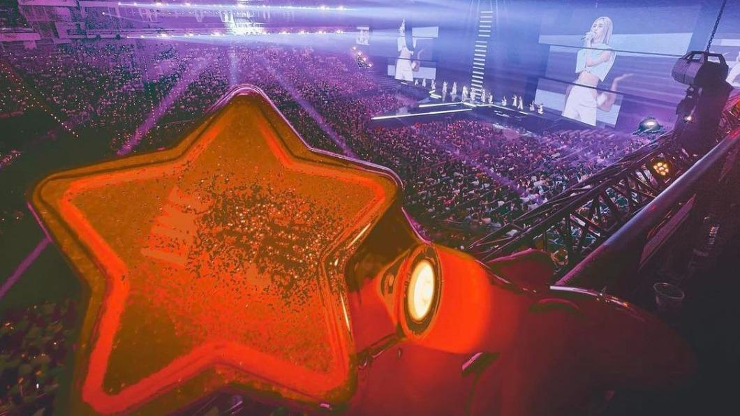 李榮浩不停放閃,開心在社群分享看楊丞琳演唱會的照片。(圖/翻攝自李榮浩IG)
