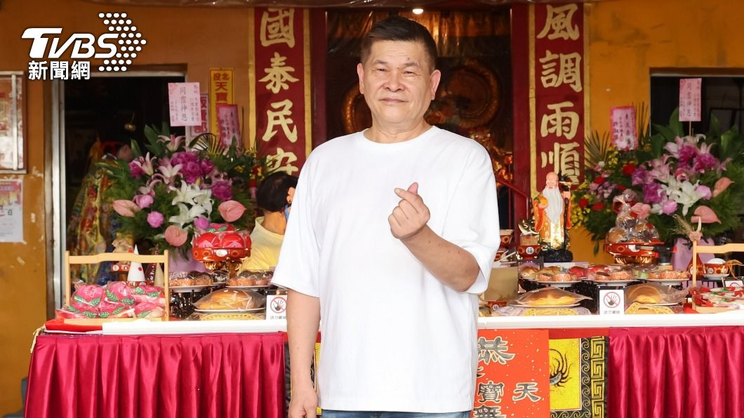 澎恰恰還欠6千萬債務!虔誠向神明許願:我2024要還完