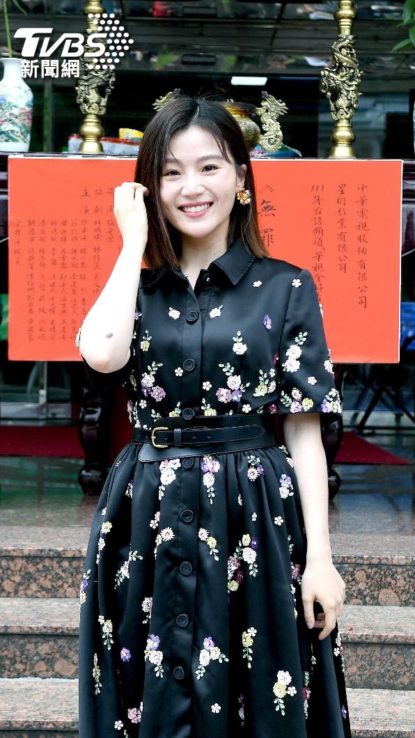 楊小黎聽聞黃子佼送醫，震驚許久說不出話。（圖／華視提供）