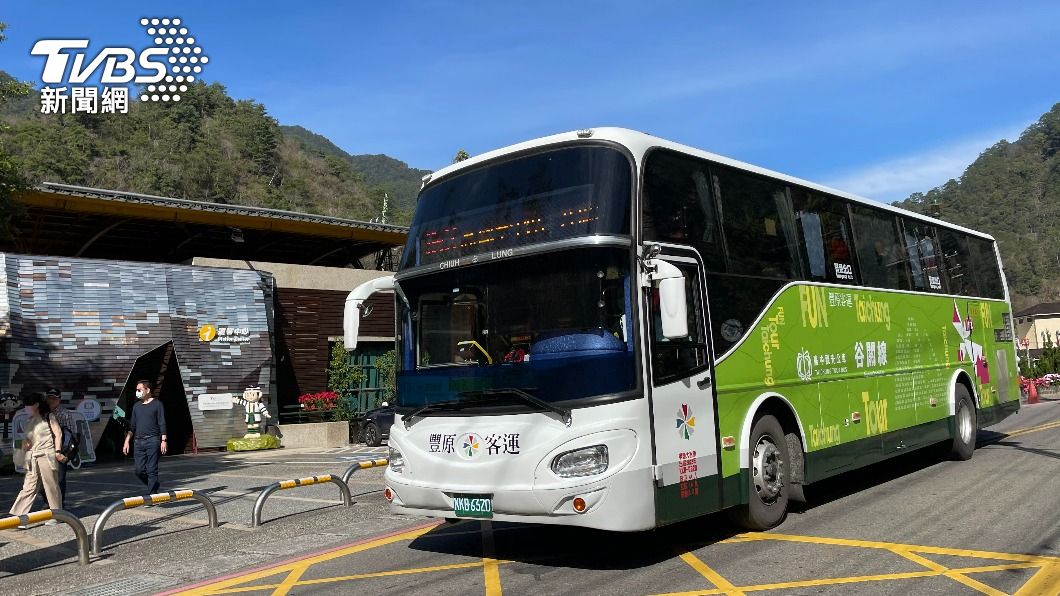 連假塞車地獄！不想自己開車「這地方」推3條超夯公車行