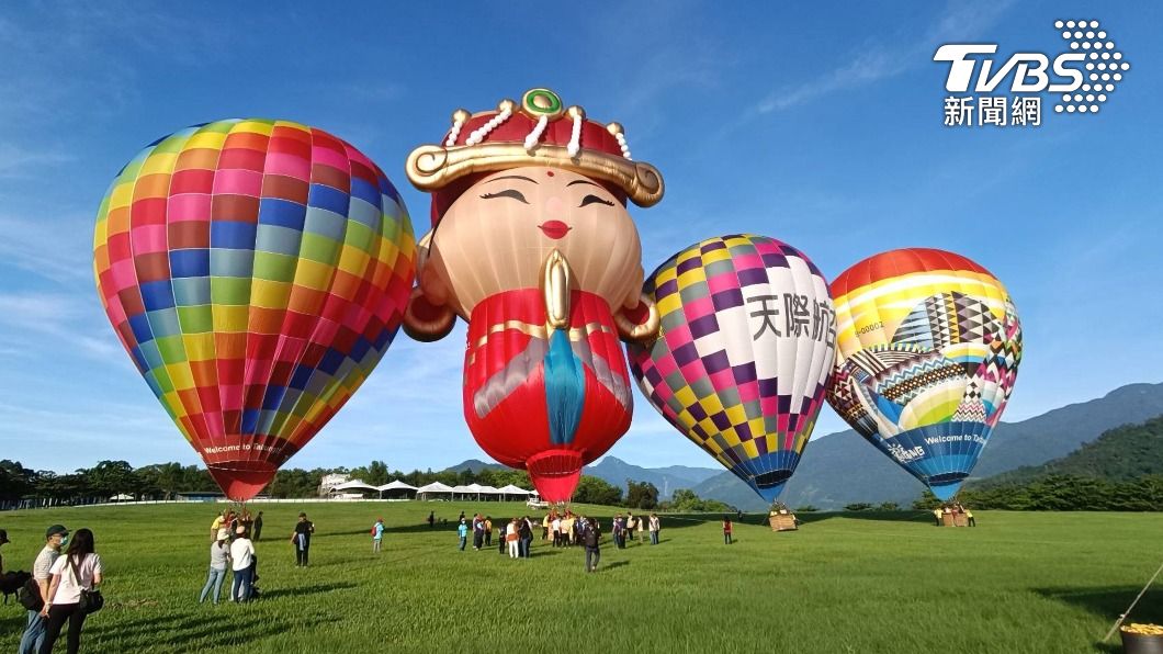 台東熱氣球嘉年華暖身 「媽祖球」升空可愛亮相