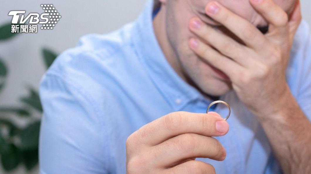 老婆挺大肚跑了!他見「告別紙條」藏真相崩潰:寶寶親爸不是我