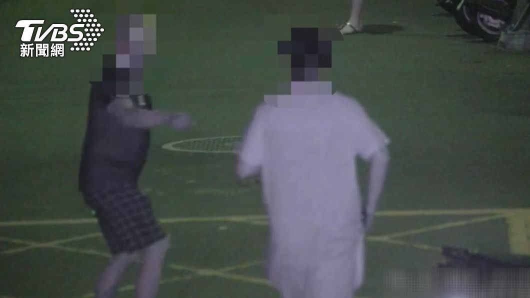 男子對住戶飆罵三字經遭提告公然侮辱。(圖/TVBS)