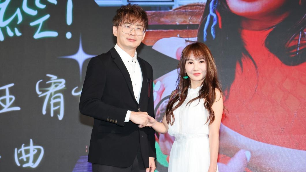 離婚被逼「淨身出戶」?10億女神不忍全說了 前夫憔悴現身