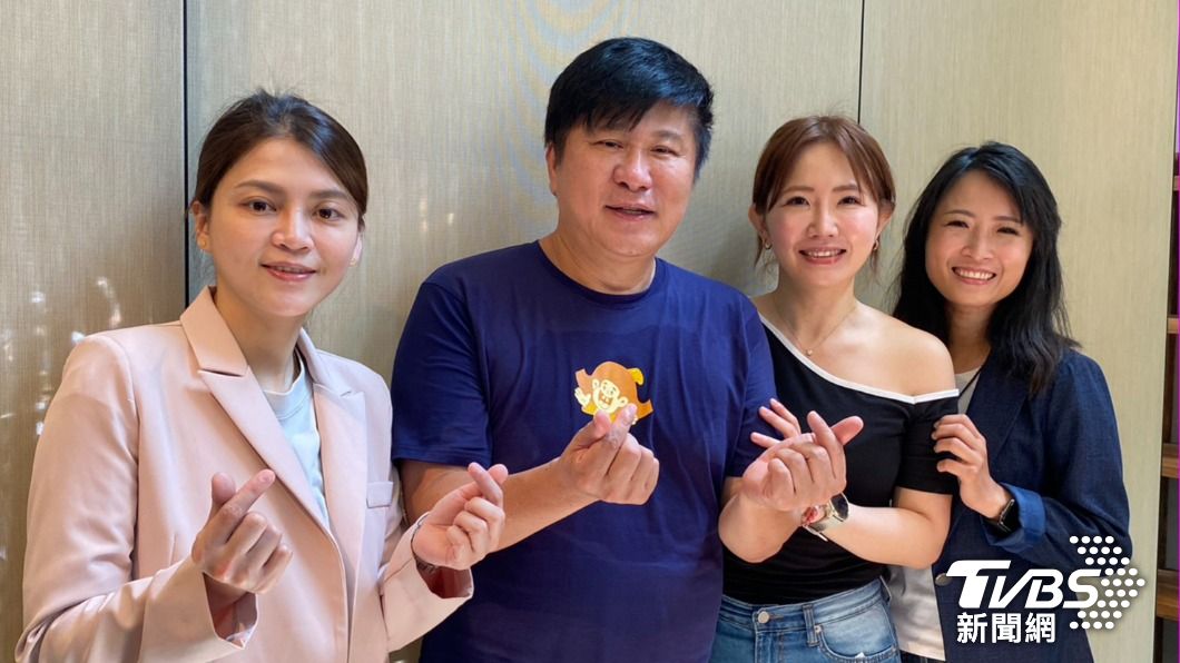 胡瓜超暖！持續「36年無酬勞」力挺　謝忻不顧風波露面感動他
