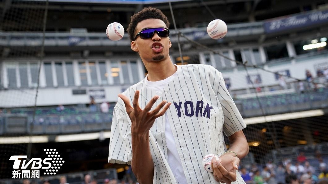 年僅19歲的法國籃球明星溫班亞瑪,即將投入下一季NBA選秀。(圖/達志影像美聯社)