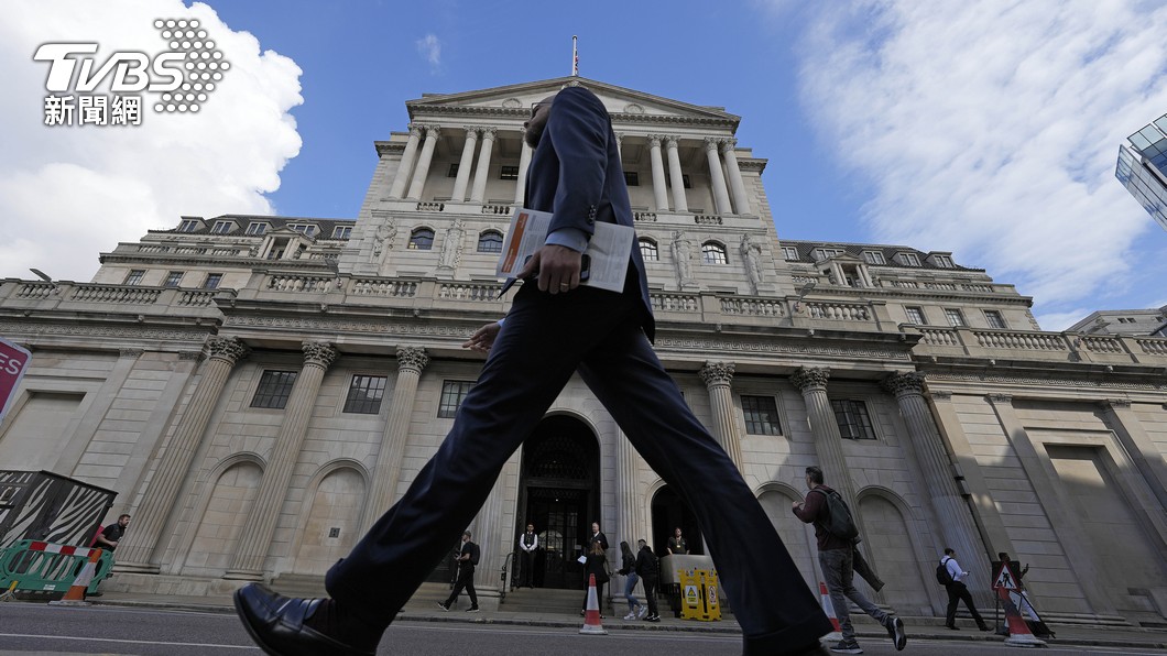 英國5月份通膨維持8.7%，未如預期放緩，讓英國央行壓力加大，市場普遍預期將連續第13次升息。（圖／達志影像美聯社）