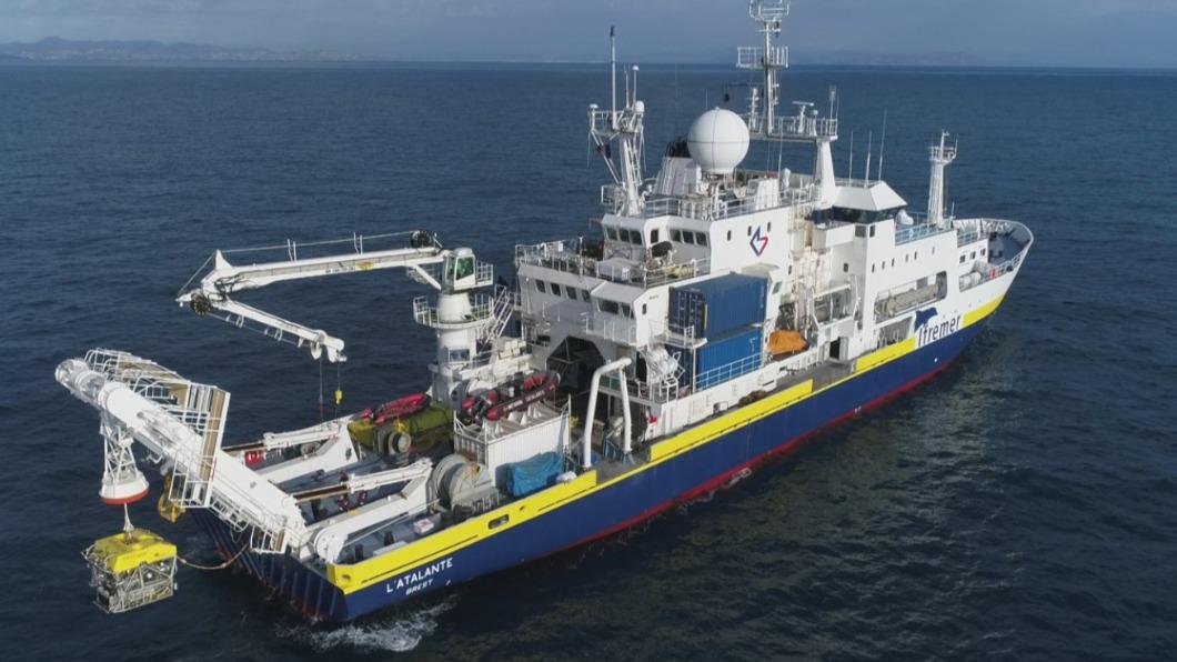 泰坦號最後希望!搜救船「秘密武器」抵深海 救援最大關鍵曝