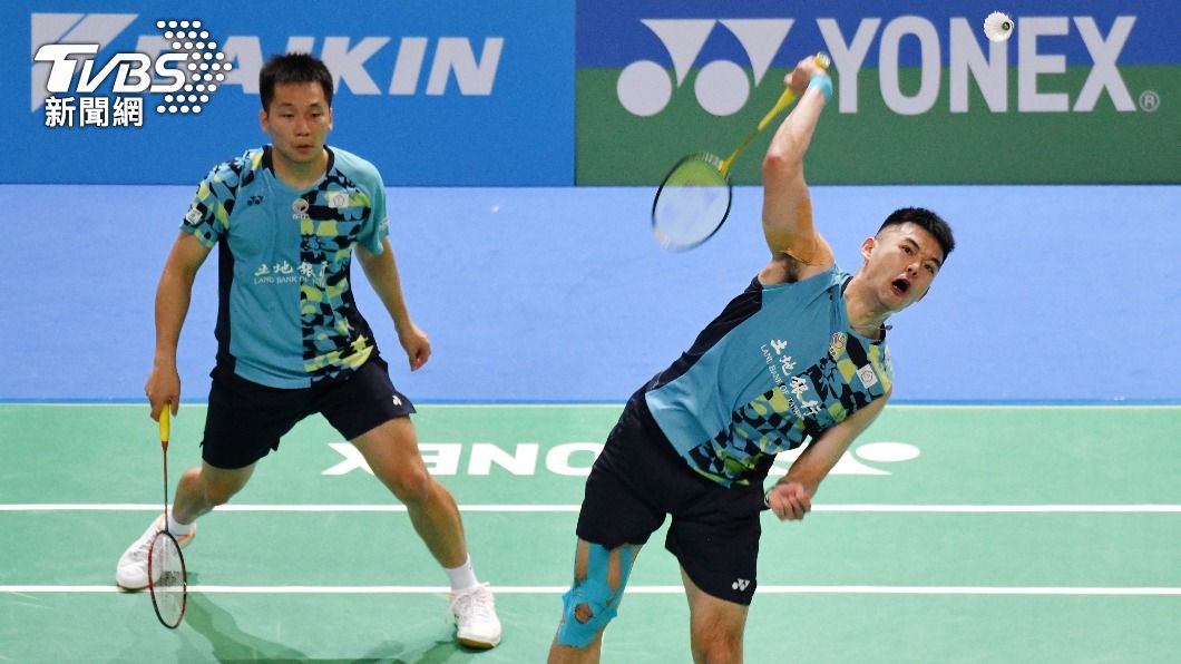 王齊麟、李洋輕取中國對手 晉級日本羽球賽男雙16強