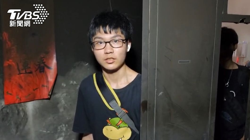 9樓住戶表示當時大家都在睡覺。(圖/TVBS)