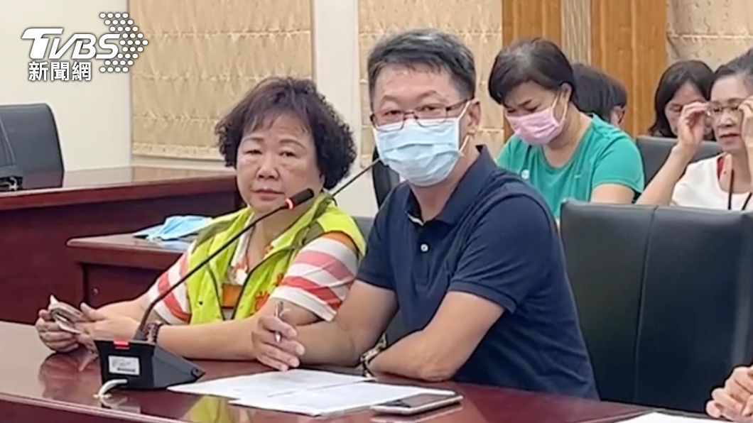 中正東路大樓氣爆火警,新竹瓦斯公司副總劉顯榮表示,一定會全額負責。(圖/TVBS)