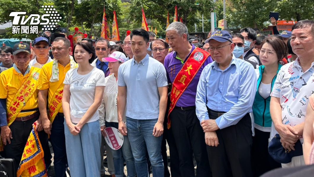 台北市長蔣萬安、民眾黨主席柯文哲今（25）日同台。（圖／林至柔攝）