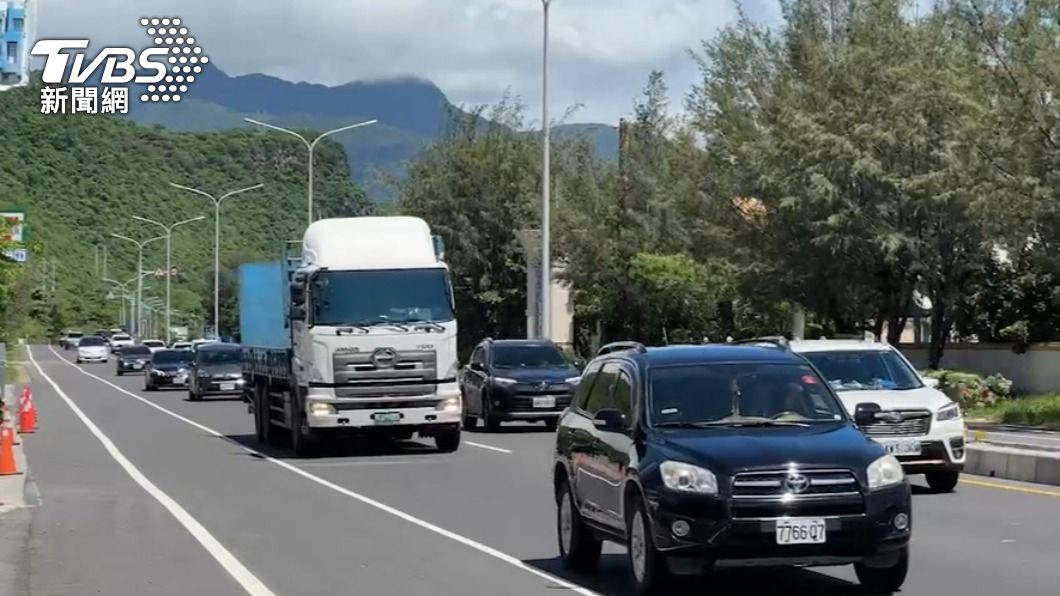明天要上班!小琉球碼頭湧收假潮 墾丁北返車潮這時段達高峰