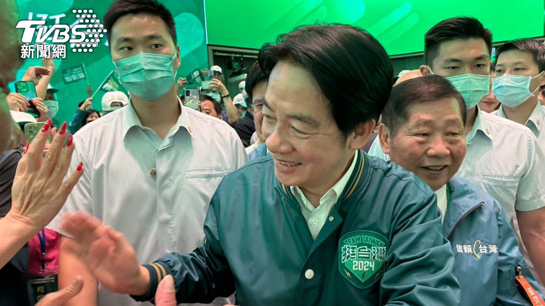 賴清德受到新北鄉親熱烈歡迎。(圖/黃宣尹攝)