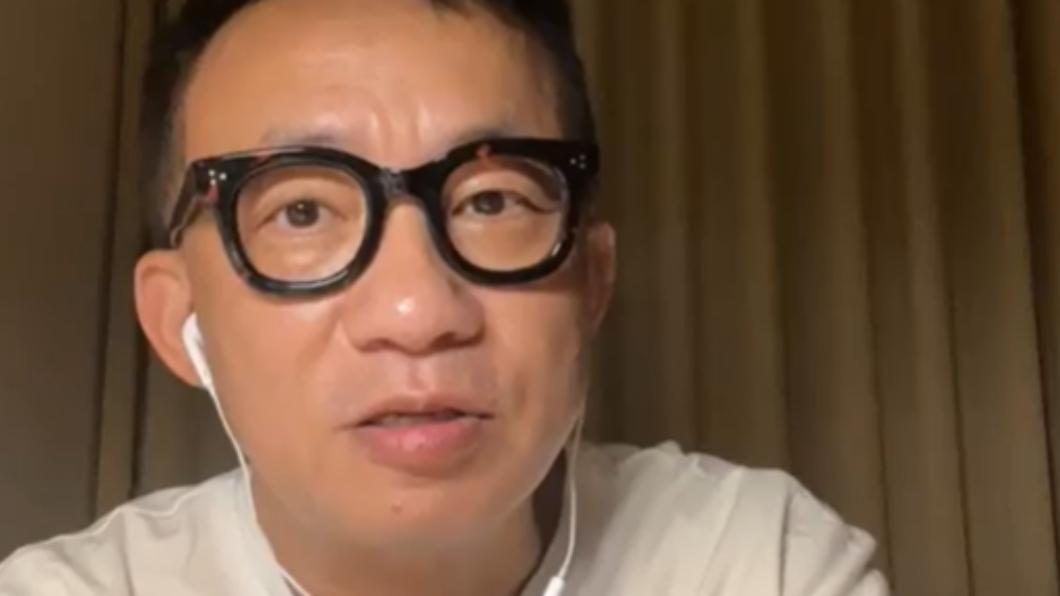 許常德開直播透露近期收到百封被性騷舉報信。(圖/翻攝自許常德的地下手記 臉書)