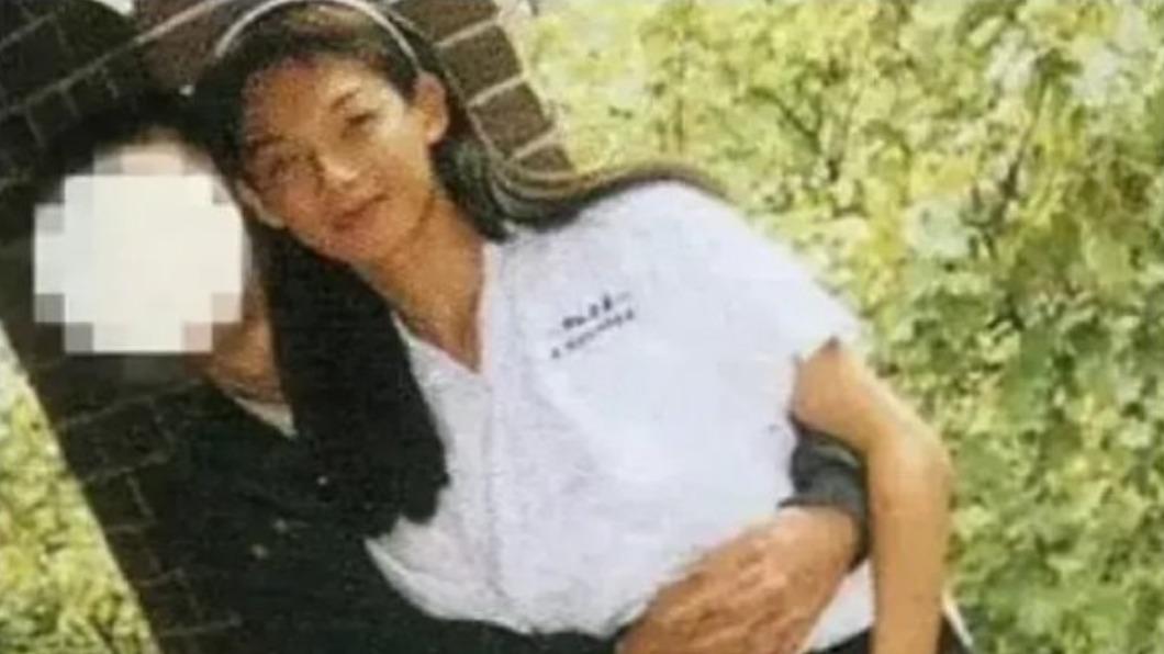 辰亦儒扮女裝照被挖出。(圖/翻攝自文娛蜀黍微博)
