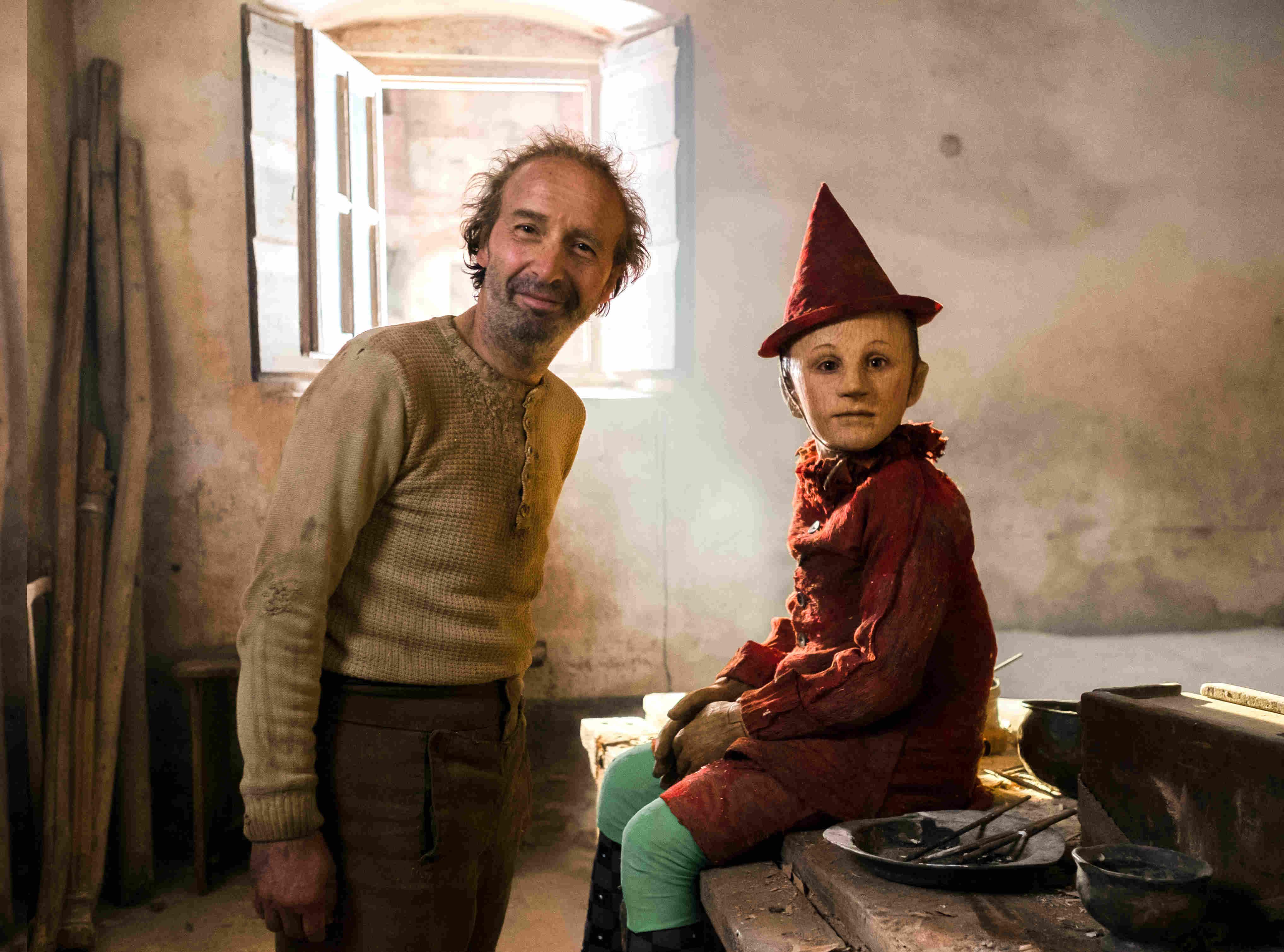 奧斯卡影帝羅貝托貝尼尼(Roberto Benigni)奇幻作品《皮諾丘的奇幻旅程》(Pinocchio)。(圖/海鵬提供)