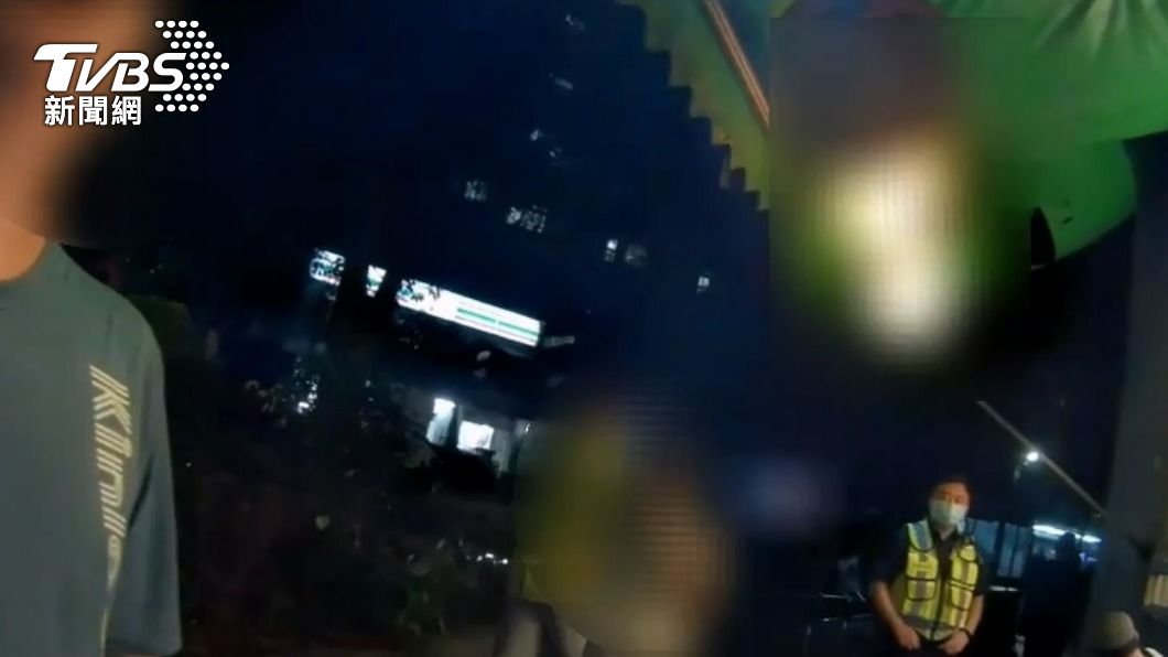 警方獲報到場。(圖/TVBS)