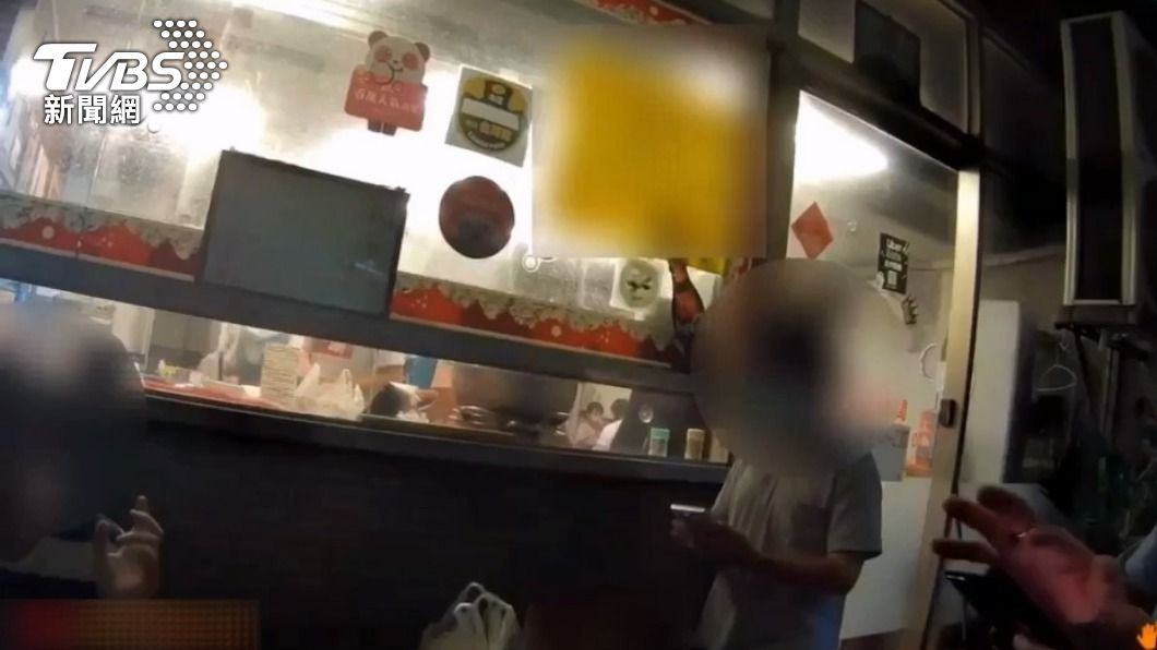 男子在麵店點了550元餐點。(圖/TVBS)