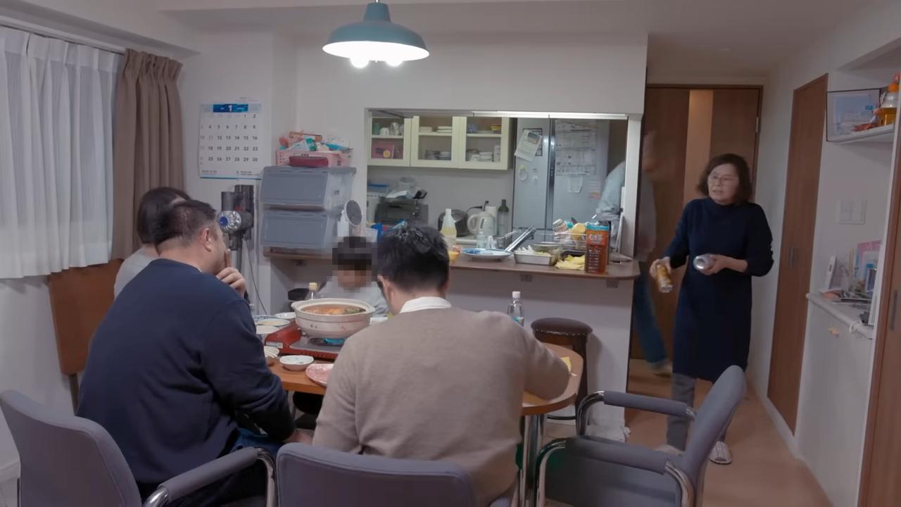 由於家人不諒解，爆發緋聞後鳥羽周作至今還沒看過家人。（圖／翻攝自terraceside YouTube）
