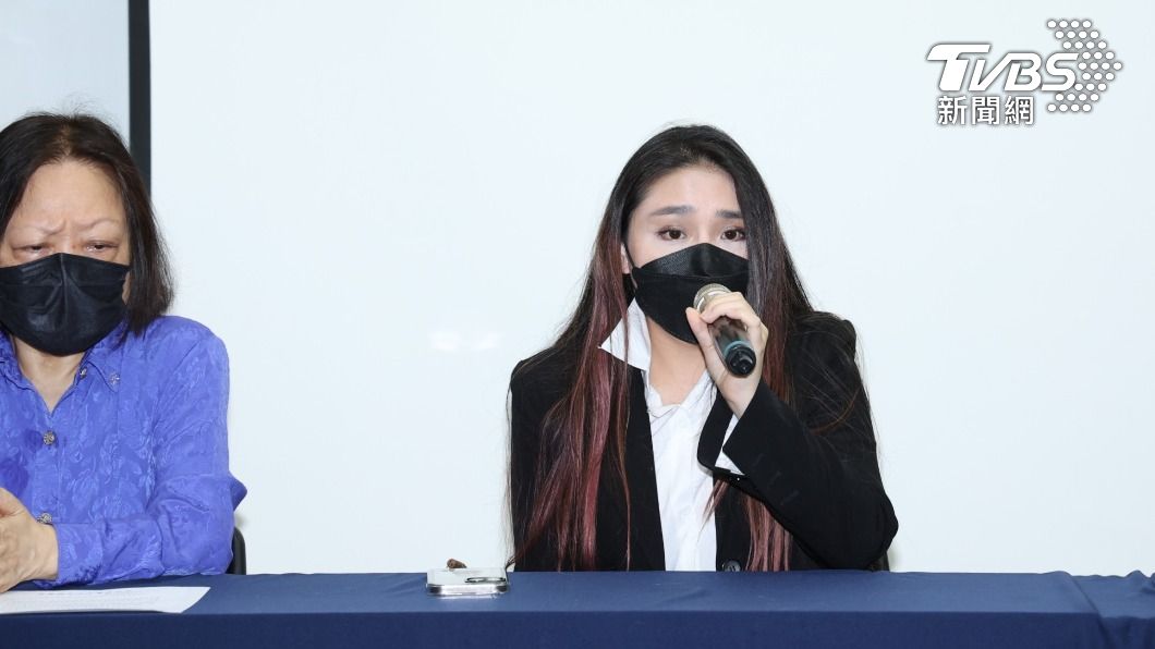 伊妍表示對廖峻的所有指控絕無造假。(圖/趙世平攝)