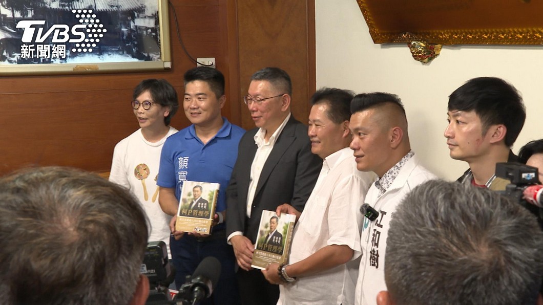 尷尬!藍才訂「柯文哲條款」 顏寬恒跟柯同台