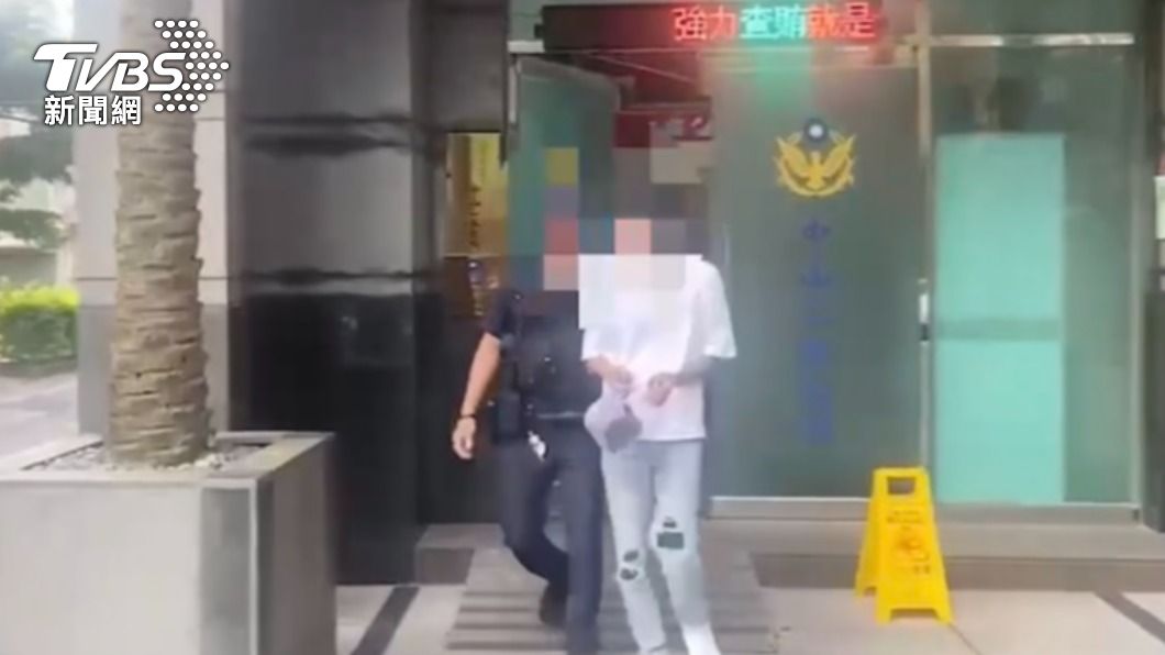 「先生,有K味喔~」19歲業務違停遭警關切 搜出超多毒