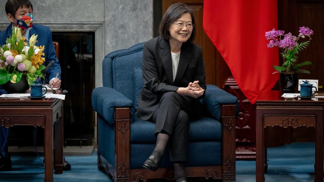 政院拍板學費補助 蔡英文:政府有能力就應實踐公平正義