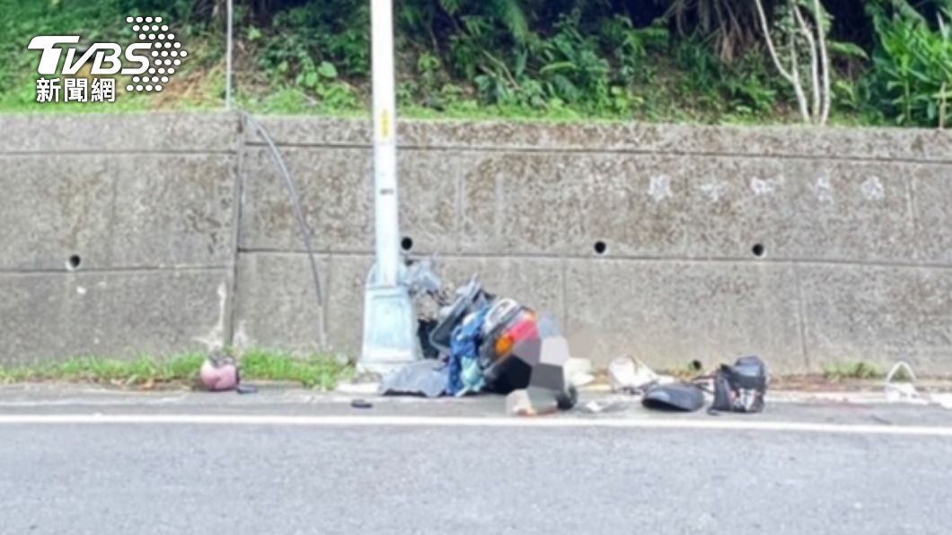 三峽女騎車「從內側道往外切」 超車後猛撞電桿死亡
