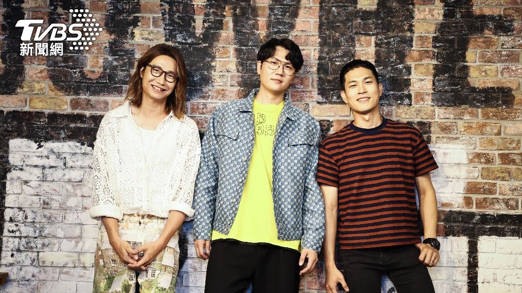 方Q（左起）、小玉及阿奎組成的「宇宙人」，以《理想狀態》角逐第34屆金曲獎最佳樂團獎。（圖／張哲鳴攝）