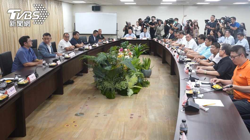 北農經營權變天　楊鎮浯任董事長、吳芳銘任總經理