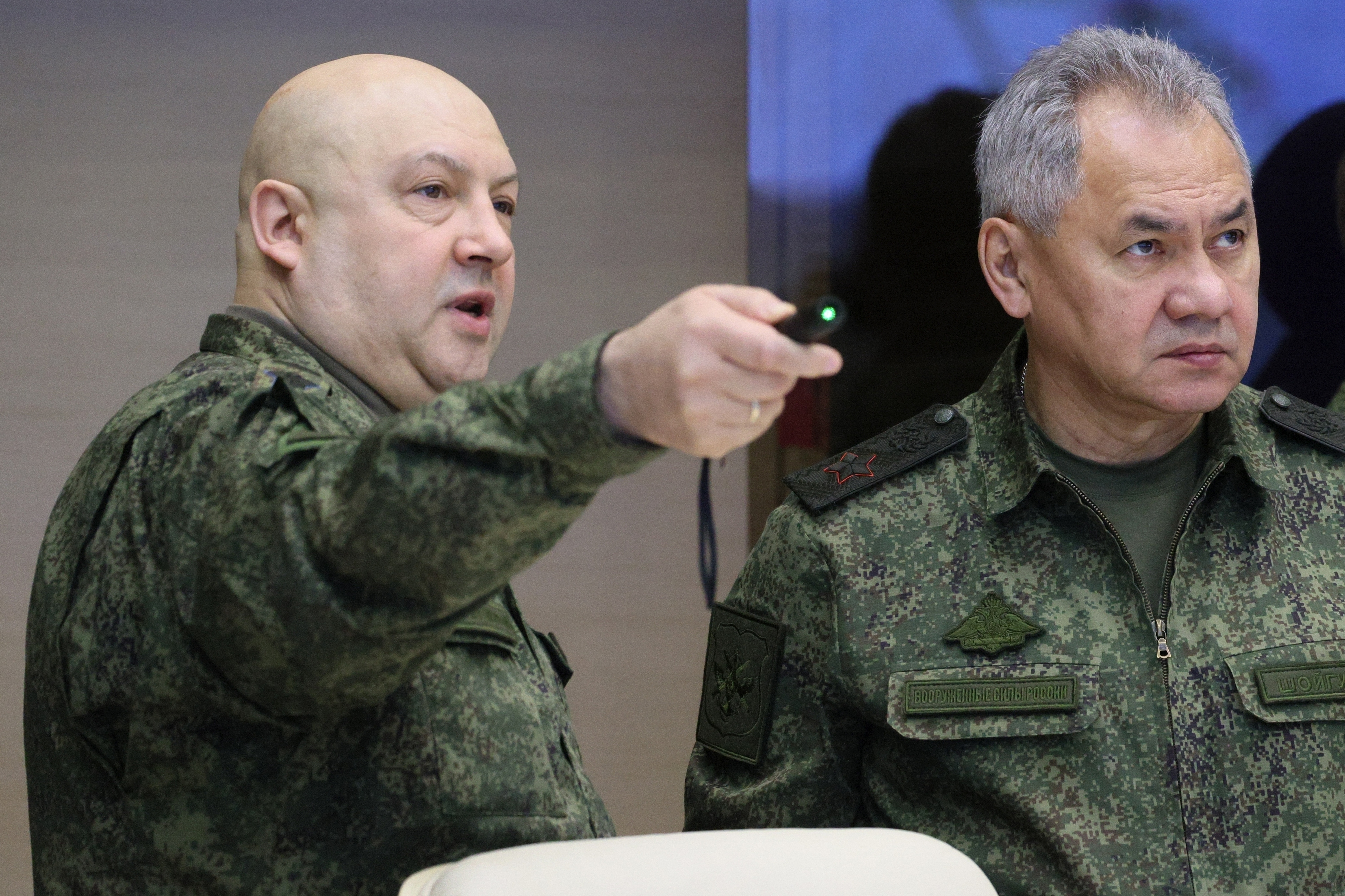 吉爾金加碼爆料，稱蘇洛維金(左)備受前線俄軍尊崇，就連西方專家都給予很高的評價。(畫面來源：AP)