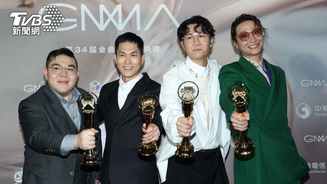 金曲34/宇宙人奪最佳樂團「隱藏團員亮相」 報喜明年小巨蛋見
