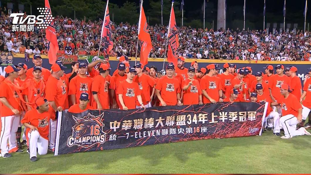勝騎士是統一獅上半季封王重要功臣,亮眼表現被韓職挖角。(圖/TVBS)