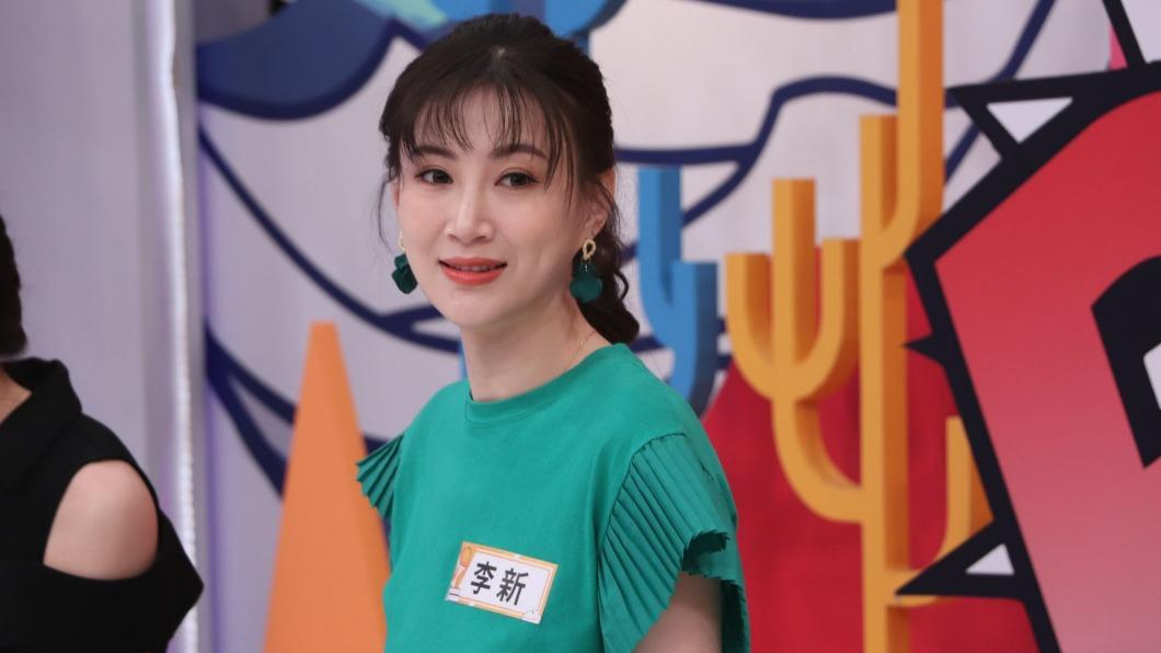 李新曾為融入婆家勤學台語。(圖/中天提供)