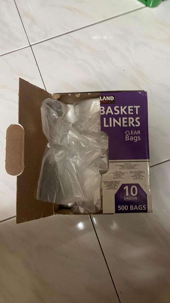 原PO於4年前買了一款好市多垃圾袋,結果到現在都還沒用完。(圖/翻攝自「Costco好市多 商品經驗老實說」臉書)