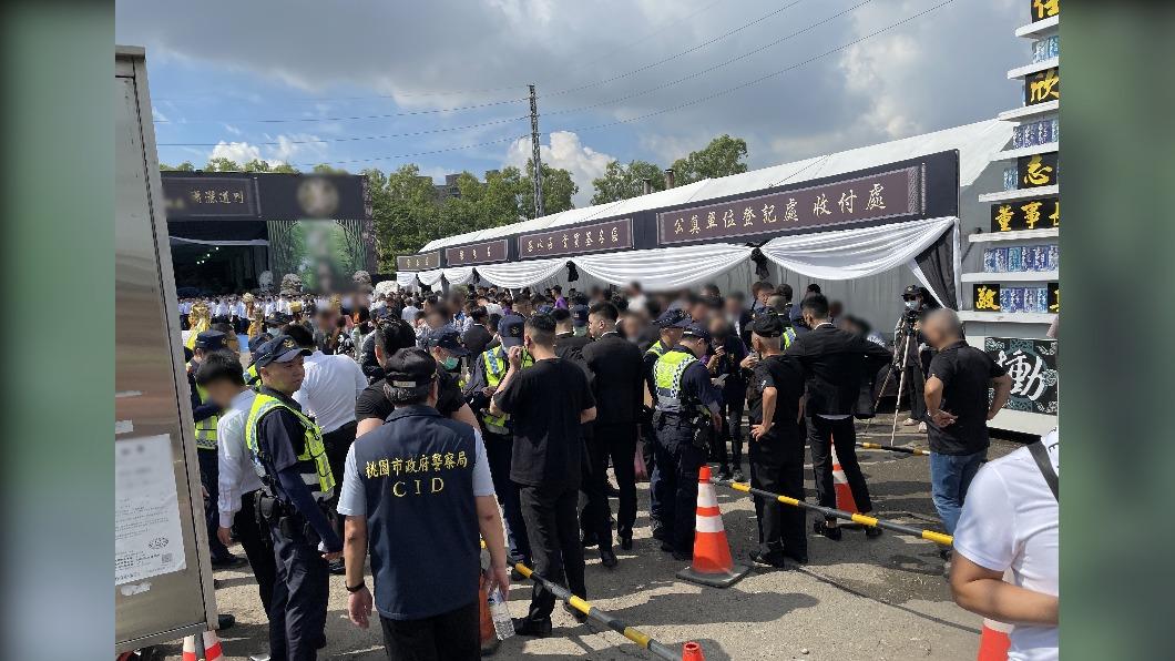 警方公祭蒐證 逮竊嫌跟通緝犯