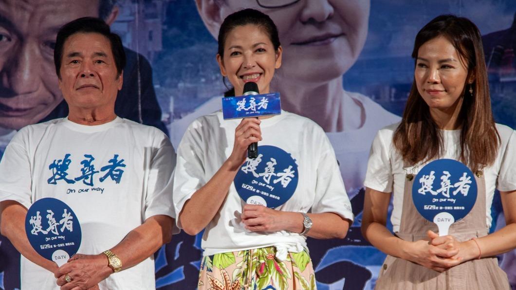 (圖左起)雷洪、陳明真、洪喻蕎出席《搜尋者》基隆粉絲見面會。(圖/大愛電視提供)